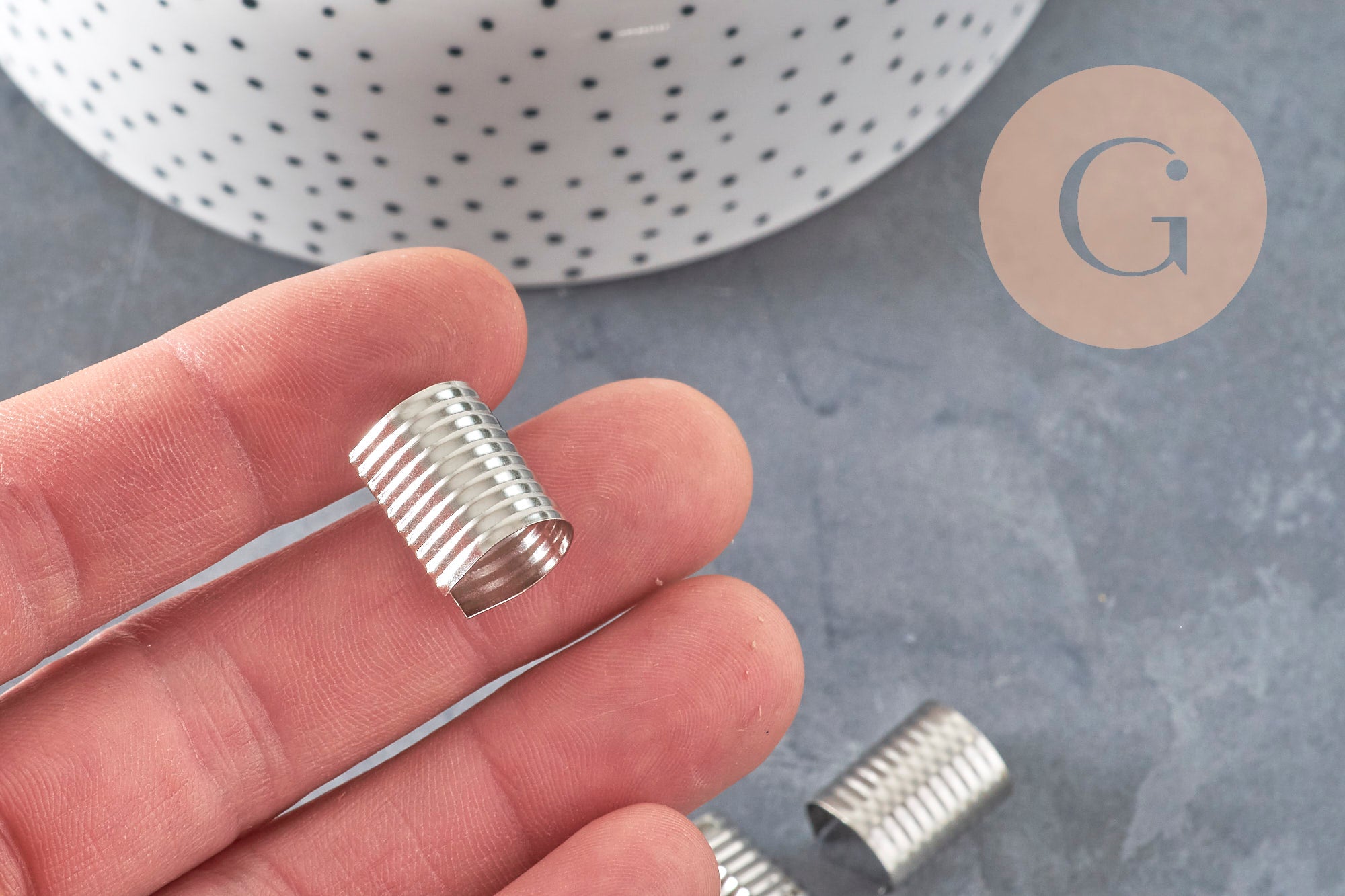Round cord ends iron platinum to crimp 15mm, x10 (G11206)
