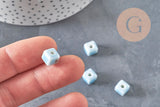 Light blue ceramic cube beads 8mm, x5 (G11240)