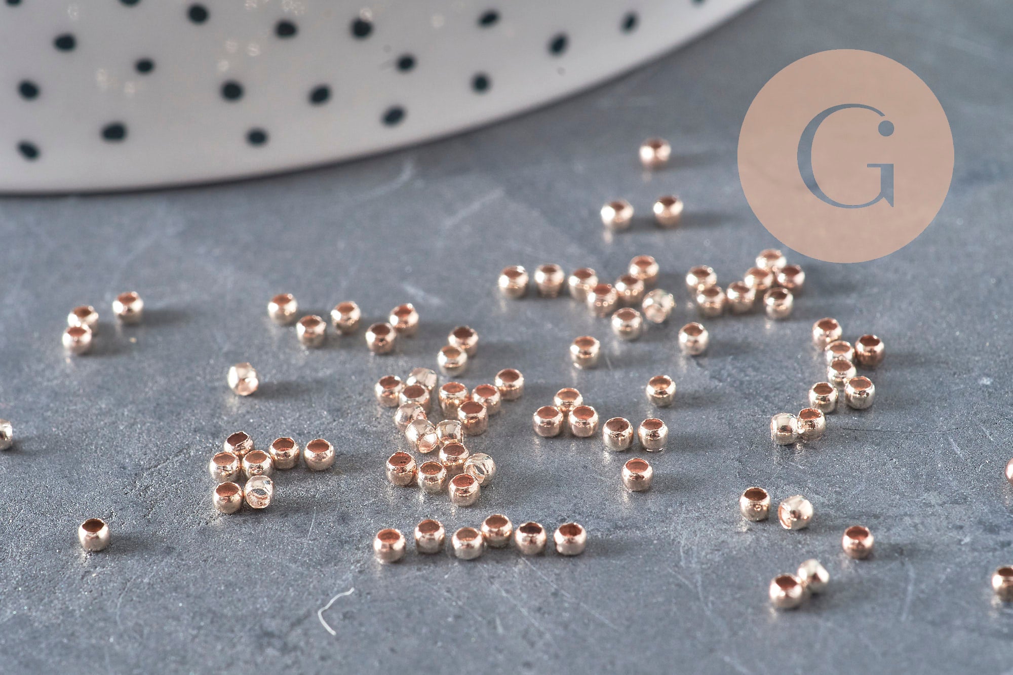 Abalorios engarce latón oro rosa 2x1.2mm, x1Gr VÁLIDO