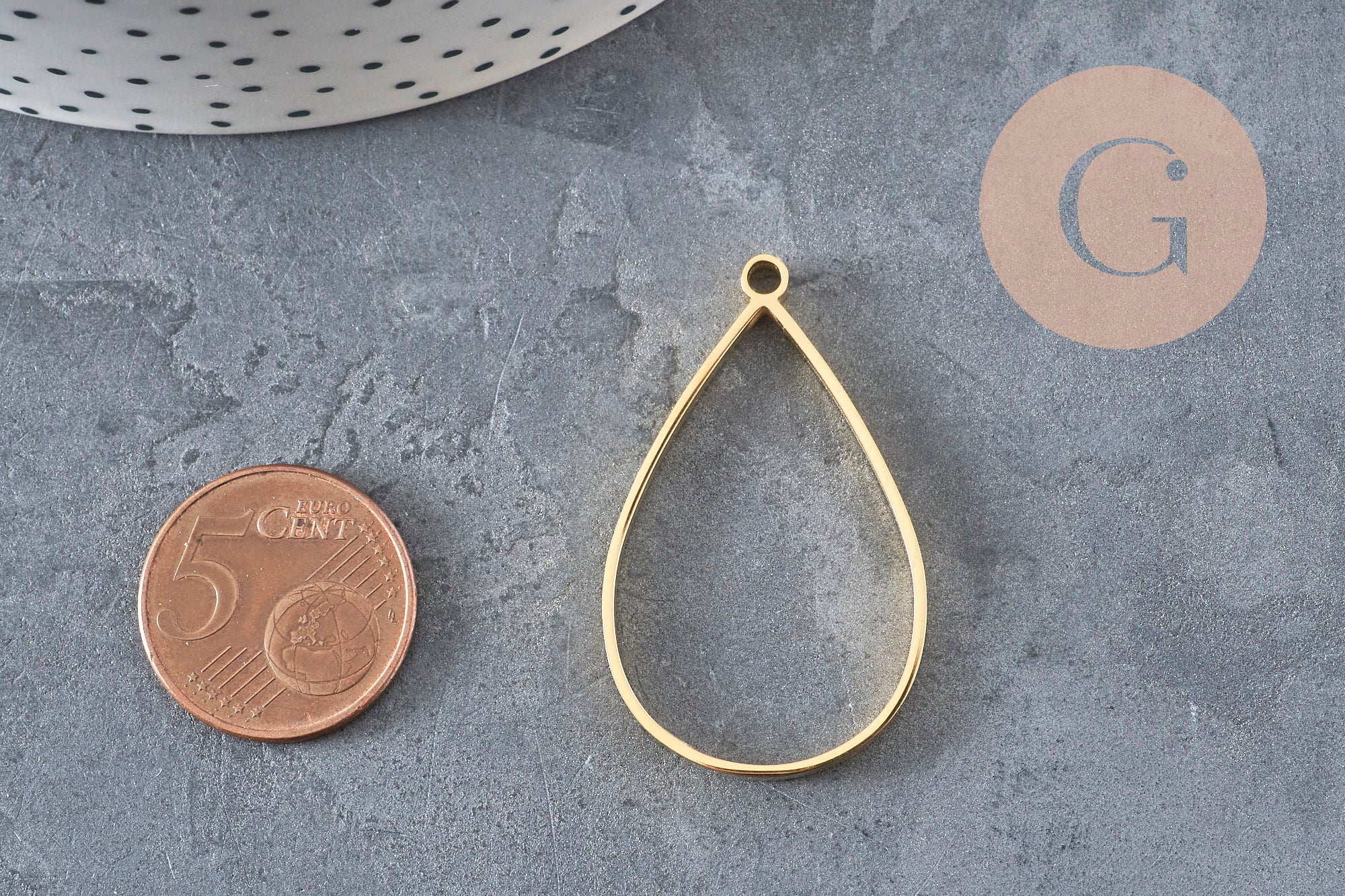 Golden 34mm 304 stainless steel open-back teardrop pendant, x1 VALID