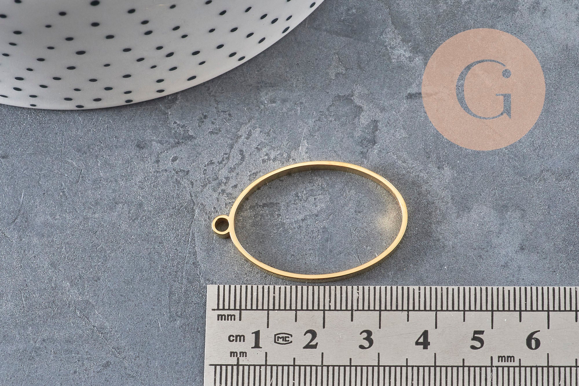 Oval gold-plated 304 stainless steel open back pendant 35mm, x1 VALID