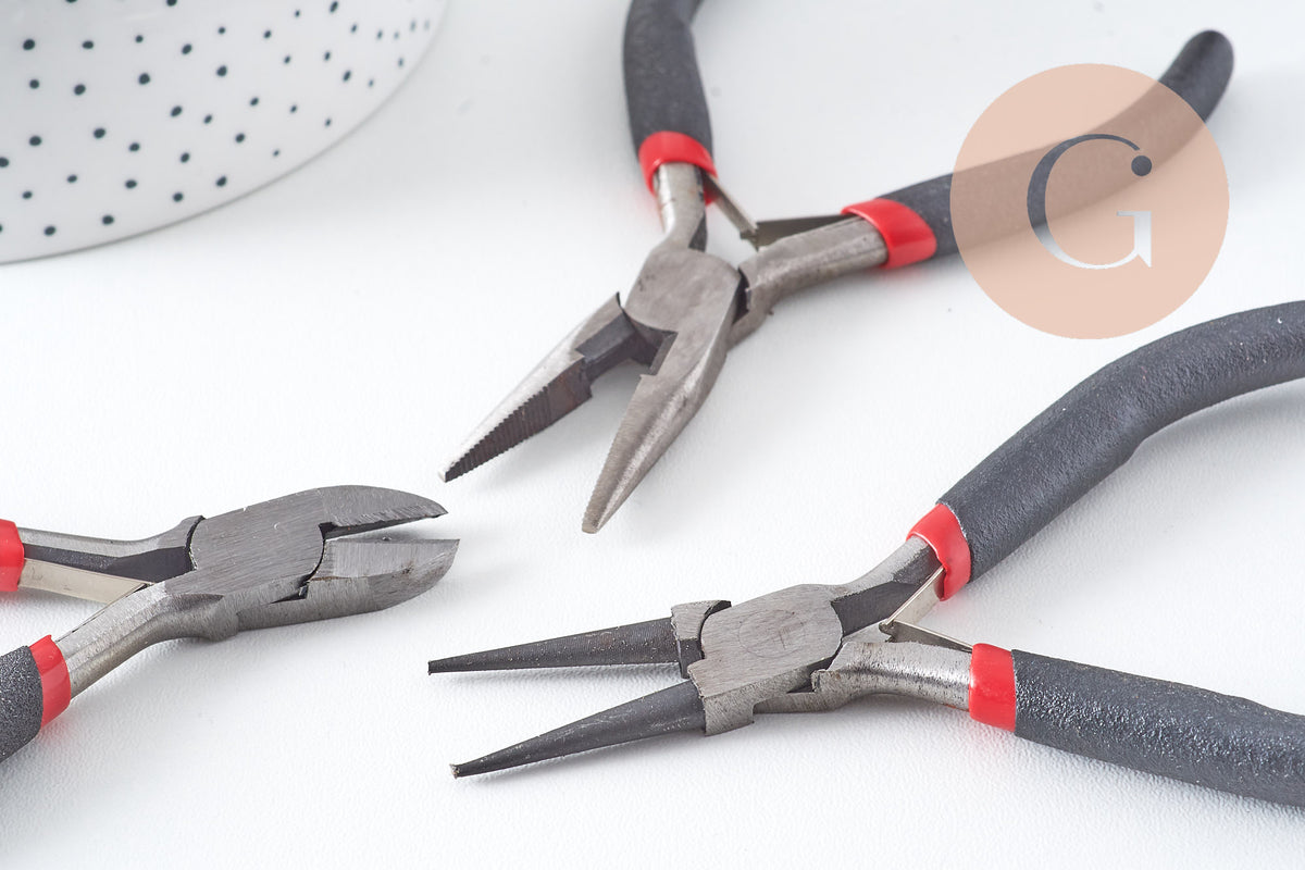 x 3 Pinces pour bijoux en acier carbone 130mm (marques oxydation) (G10937)