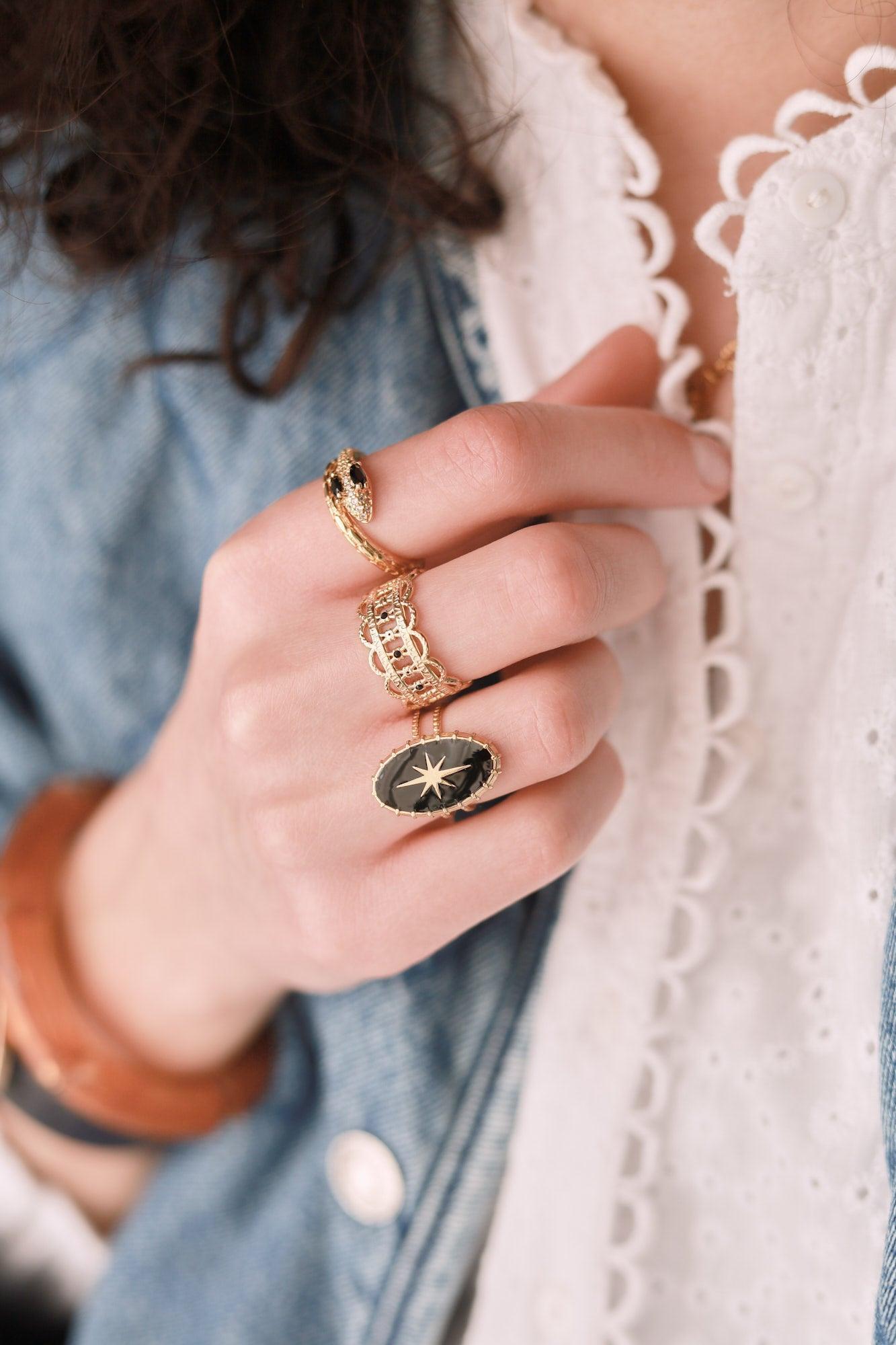 Bague réglable laiton doré serpent zircon noir 17mm, x1 (G4360)