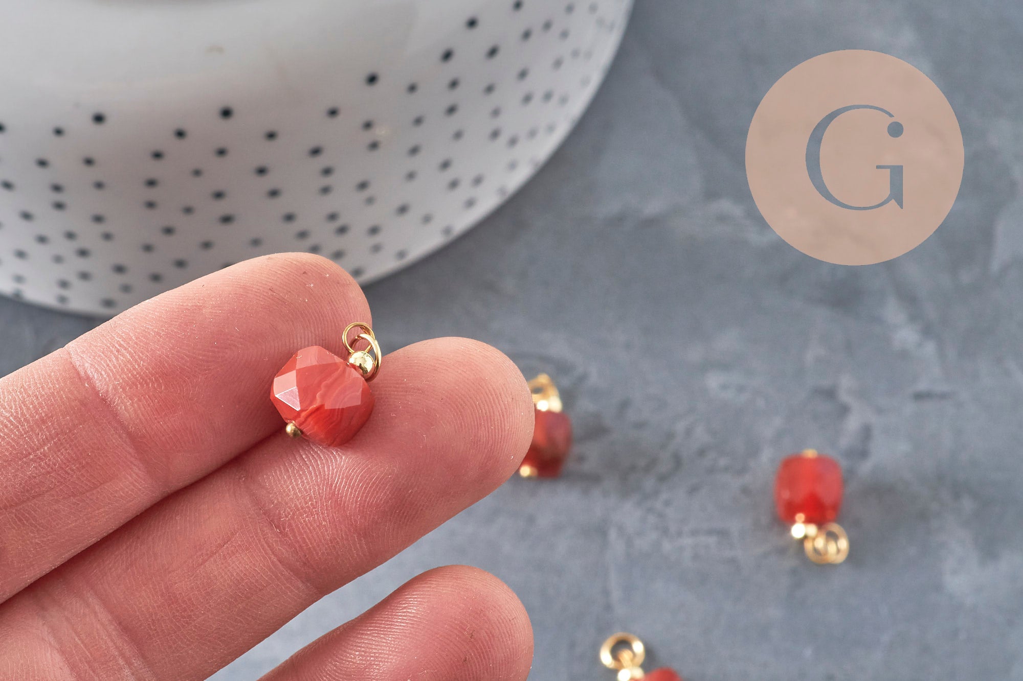 Natural Carnelian Cube Charm, Gold-Plated Brass 14.5mm, x1 (G11241)