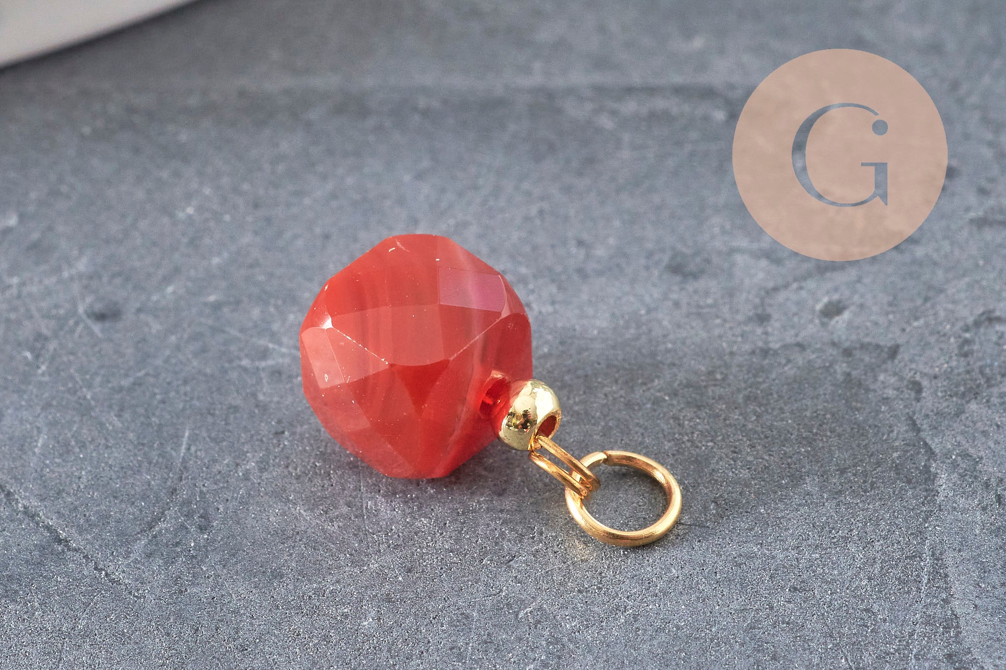 Natural Carnelian Cube Charm, Gold-Plated Brass 14.5mm, x1 (G11241)