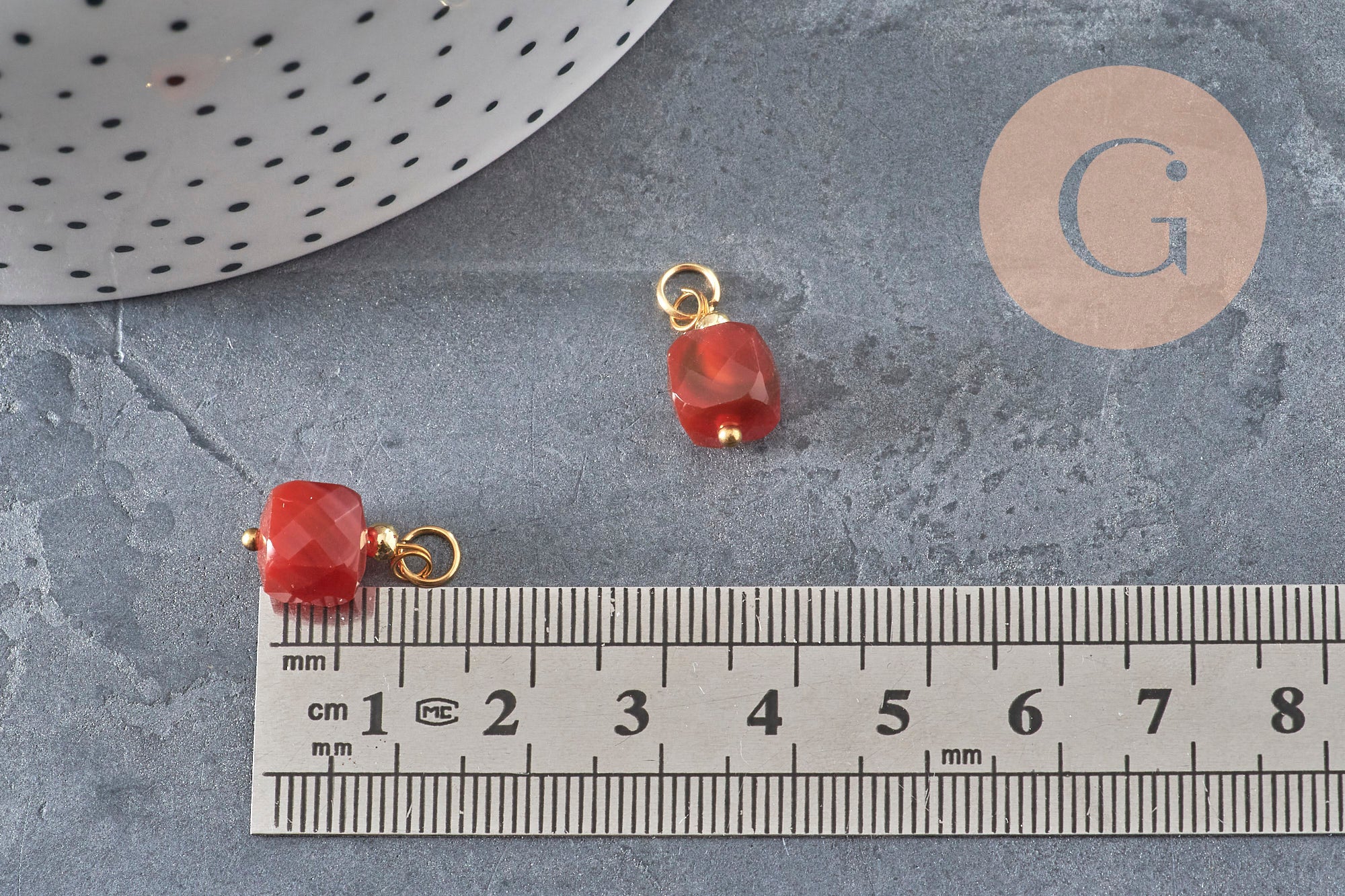 Natural Carnelian Cube Charm, Gold-Plated Brass 14.5mm, x1 (G11241)