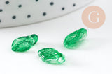 Breloque feuille verre vert 12mm, x20 (G10876)