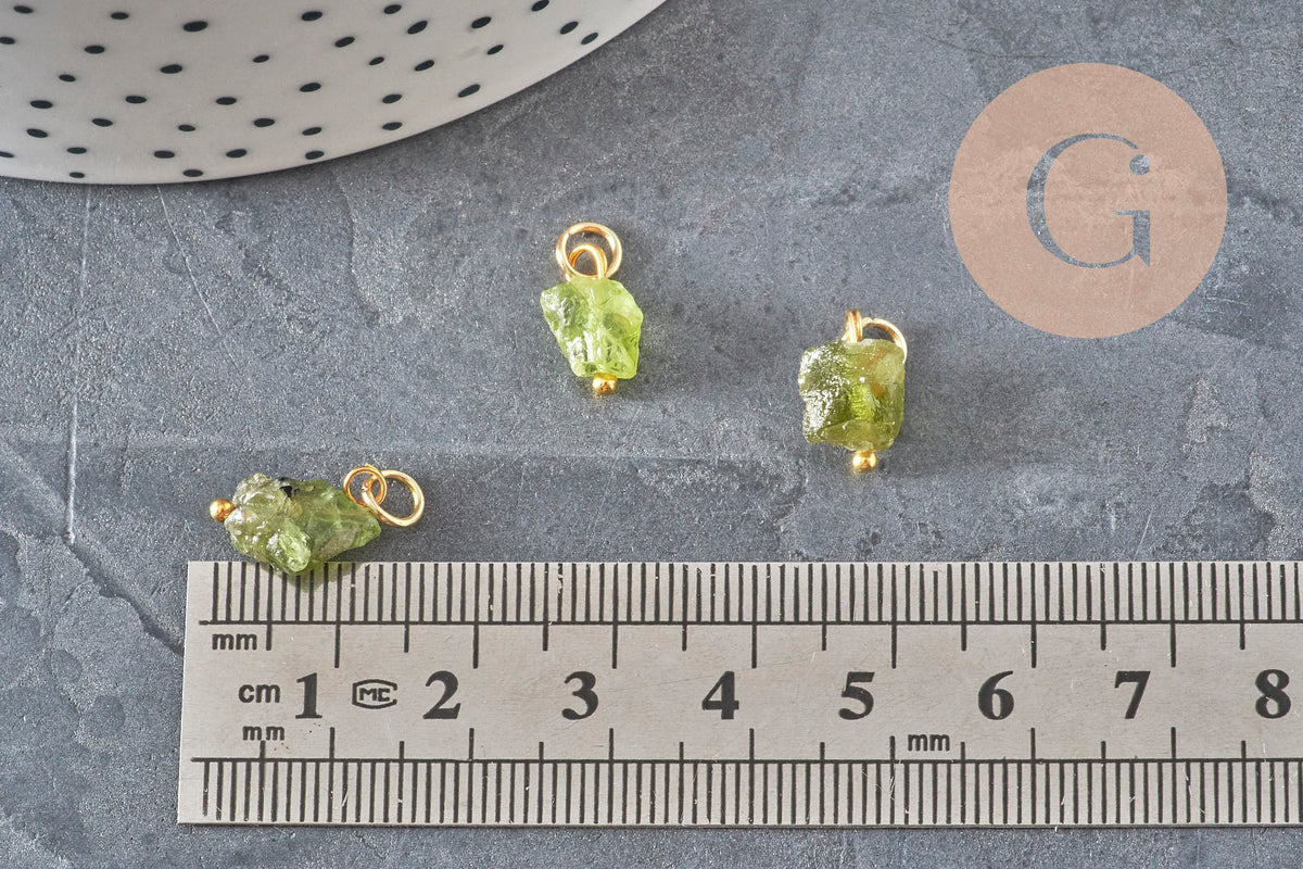 Breloque nuggets peridot naturel doré 12-14mm, x1 VALIDE-Breloques et pendentifs-Gingerlily Perles