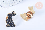 Broche pins lapin motif mystique noir doré émail 26x17mm, décoration veste, x1 (G6617)