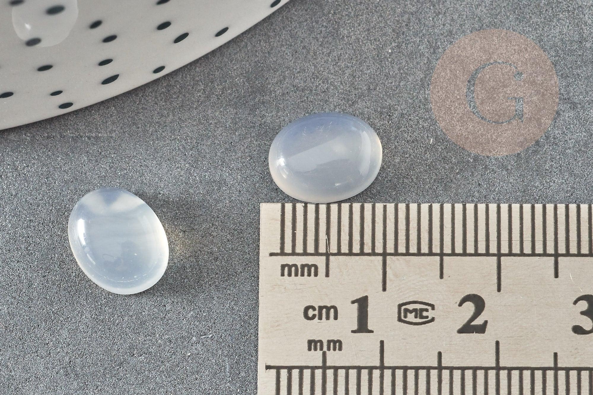 Cabochon ovale jade blanc naturel 10x8mm, x1 (G1292)