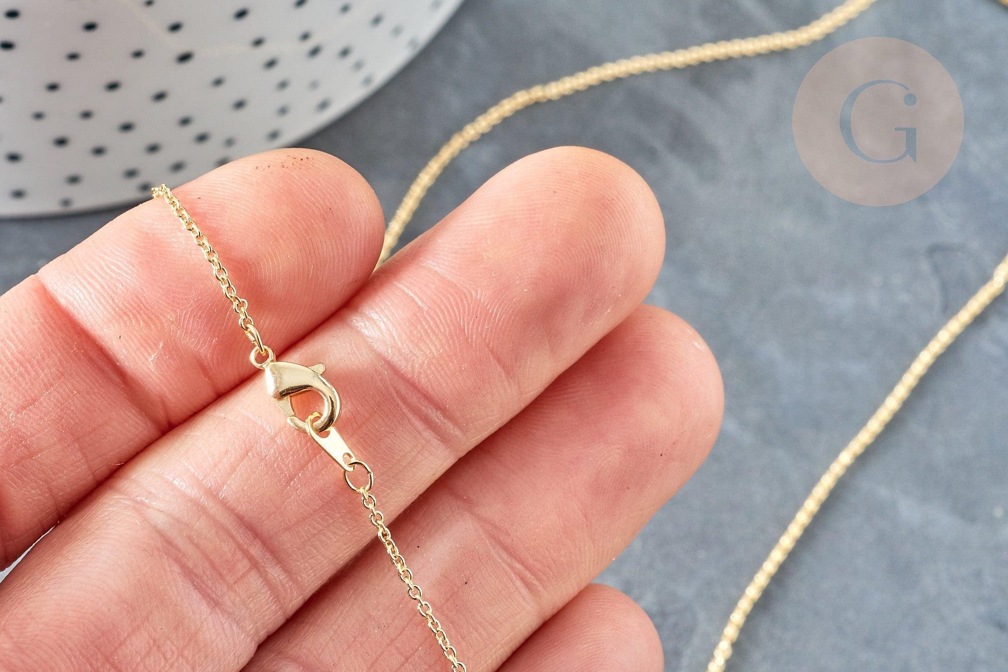 Collier Chaine avec fermoir fine dorée forçat 16K 2.5 microns 1.5mm - 45/50cm x1 (G1898)