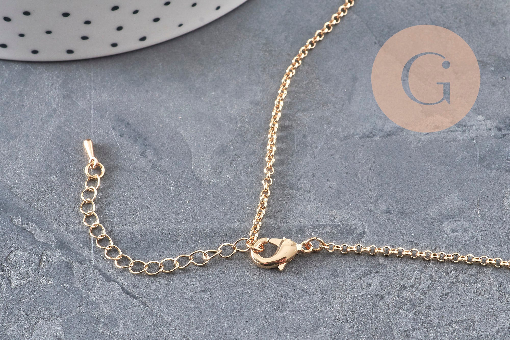 18K Gold Plated Brass Round Locket Photo Frame Necklace, x1 (G11087)