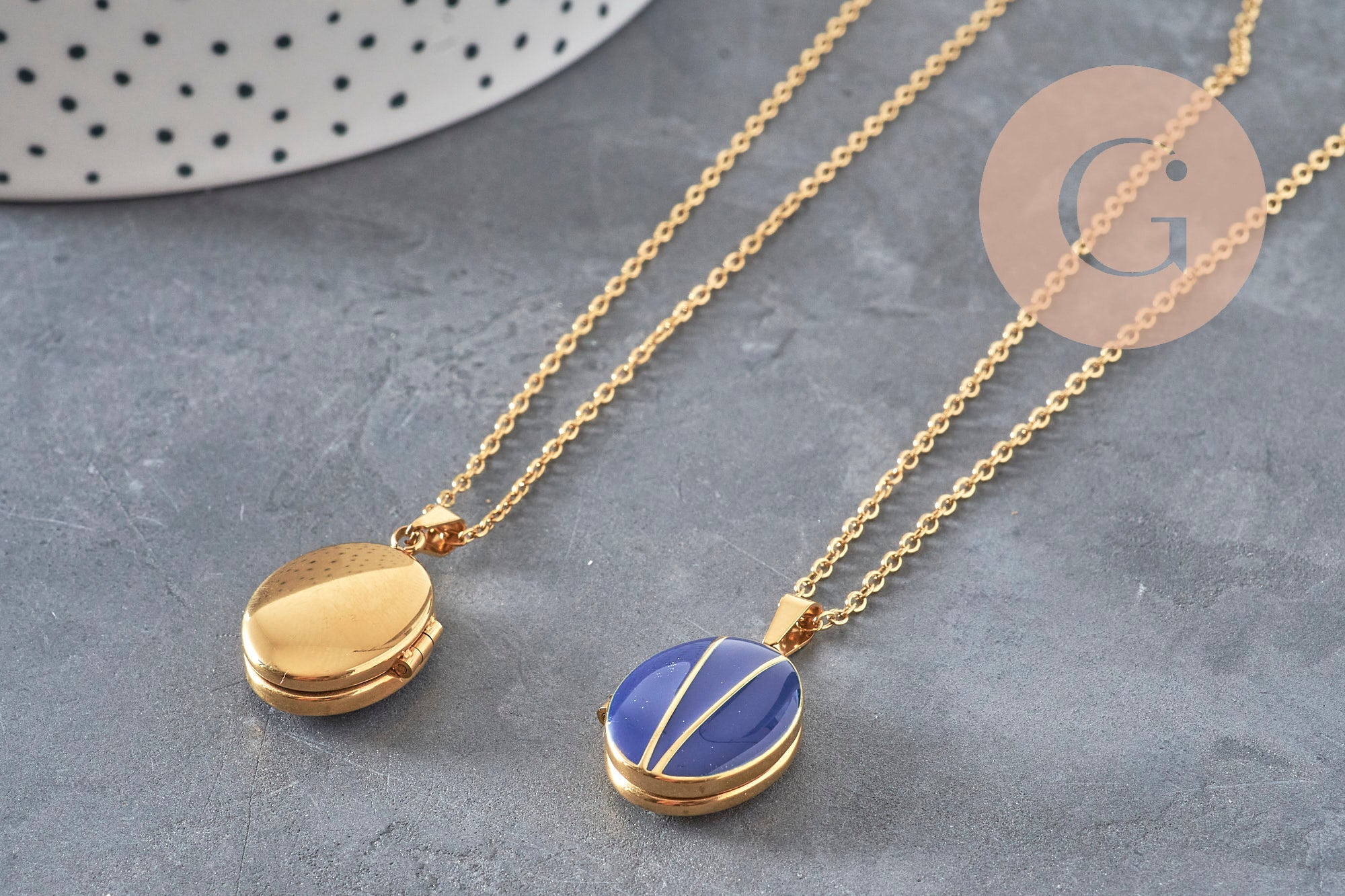 Collar con colgante tipo guardapelo azul personalizable, acero inoxidable 304 dorado, x1 (G11162)