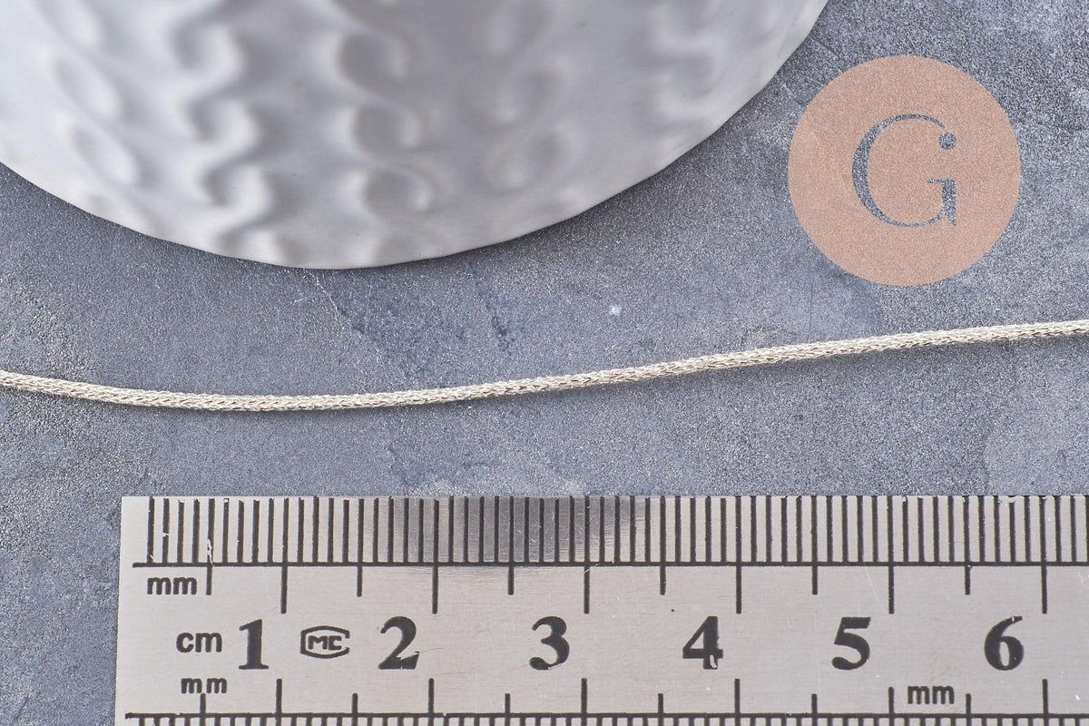 Cordon métallique doré très clair polyester 1mm, x1 mètre (G10002)