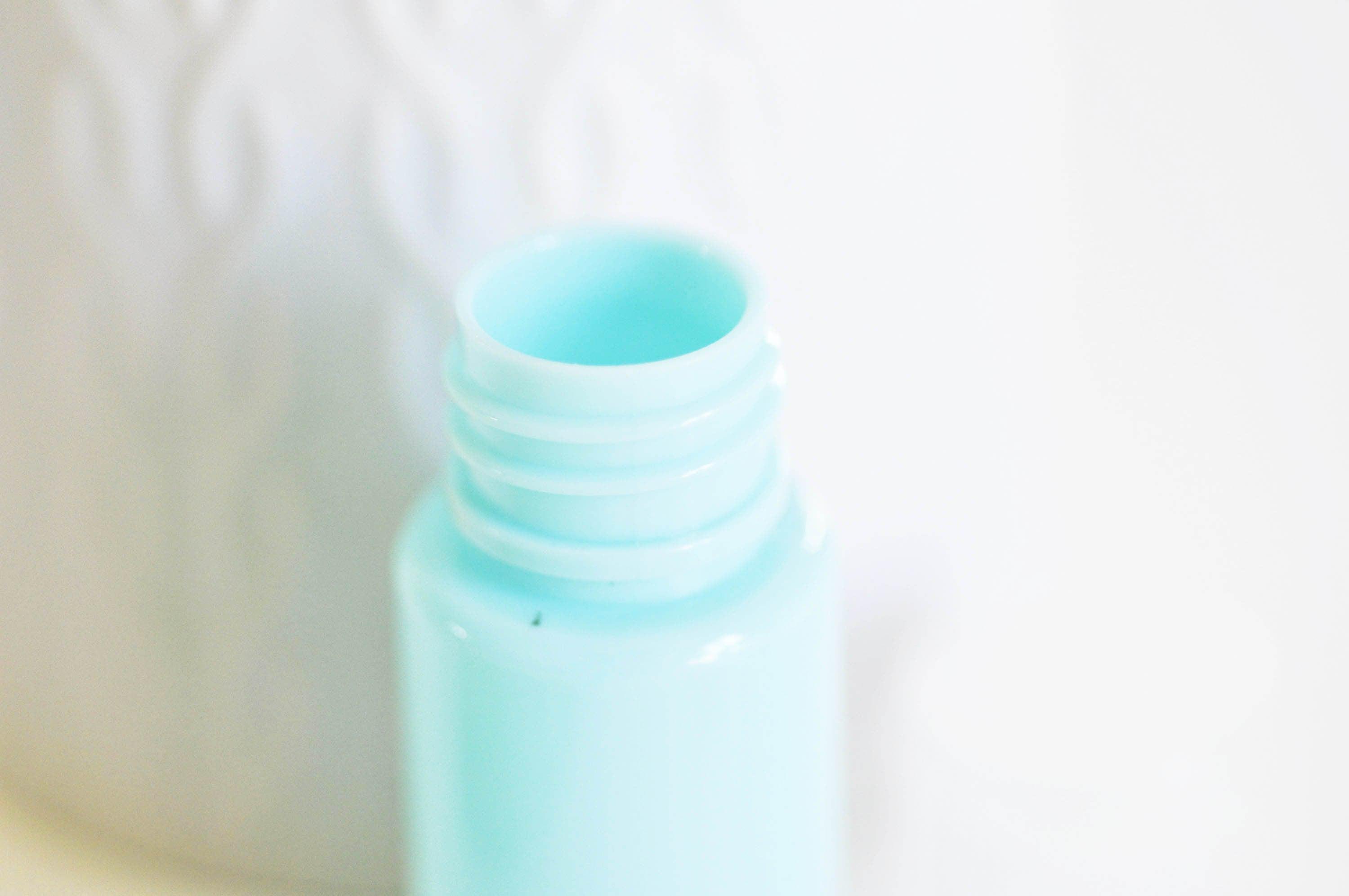 EP Bouteille plastique bleu, bouteille métal,emballage cosmétique, flacon cosmétique,cosmétique maison, contenant avion,5.7x2.3cm,10ml,G3067