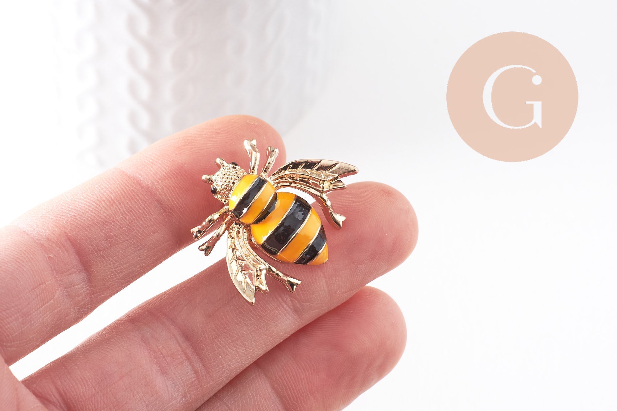 EP-Broche abeille émail noir et jaune zamac doré 29mm, x1 (G9923)