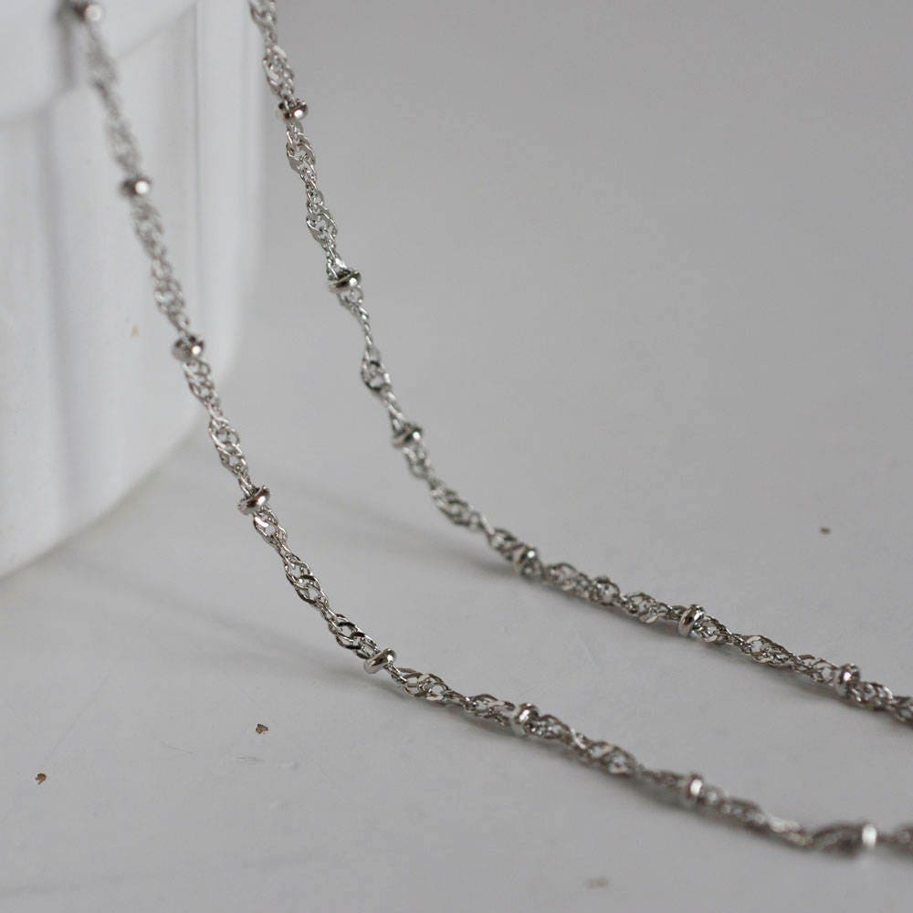 EP Chaine fine fantaisie platine , fourniture créative, chaine bijou, création bijoux, grossiste chaine,50 centimètres