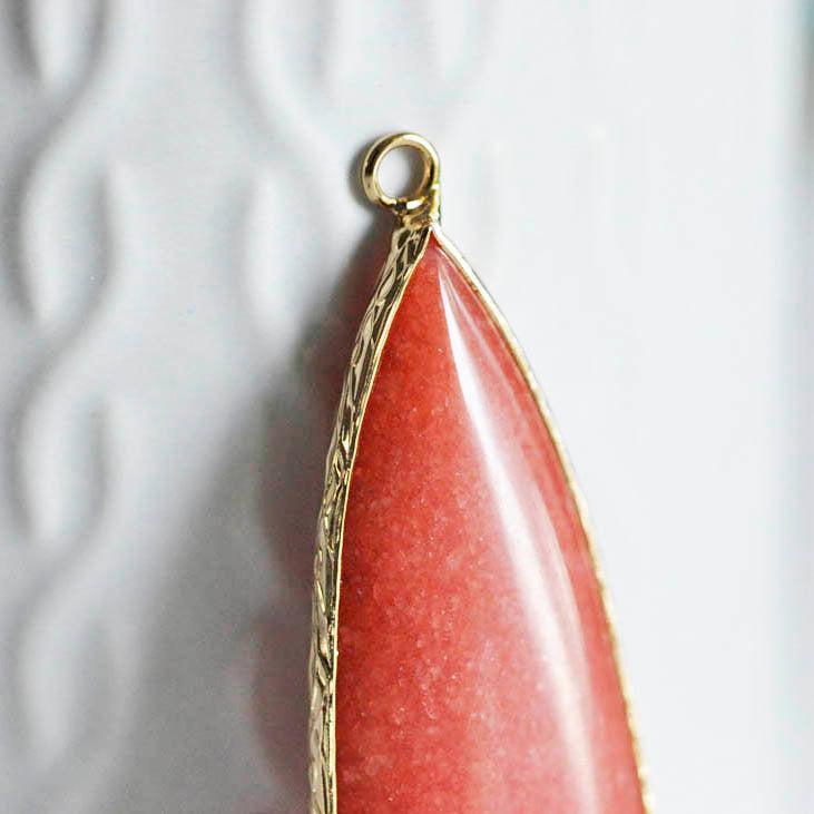 EP Pendentif goutte jade rouge doré, fournitures créatives,pendentif jade, pendentif pierre,jade naturel, jade rouge,58mm-G1766