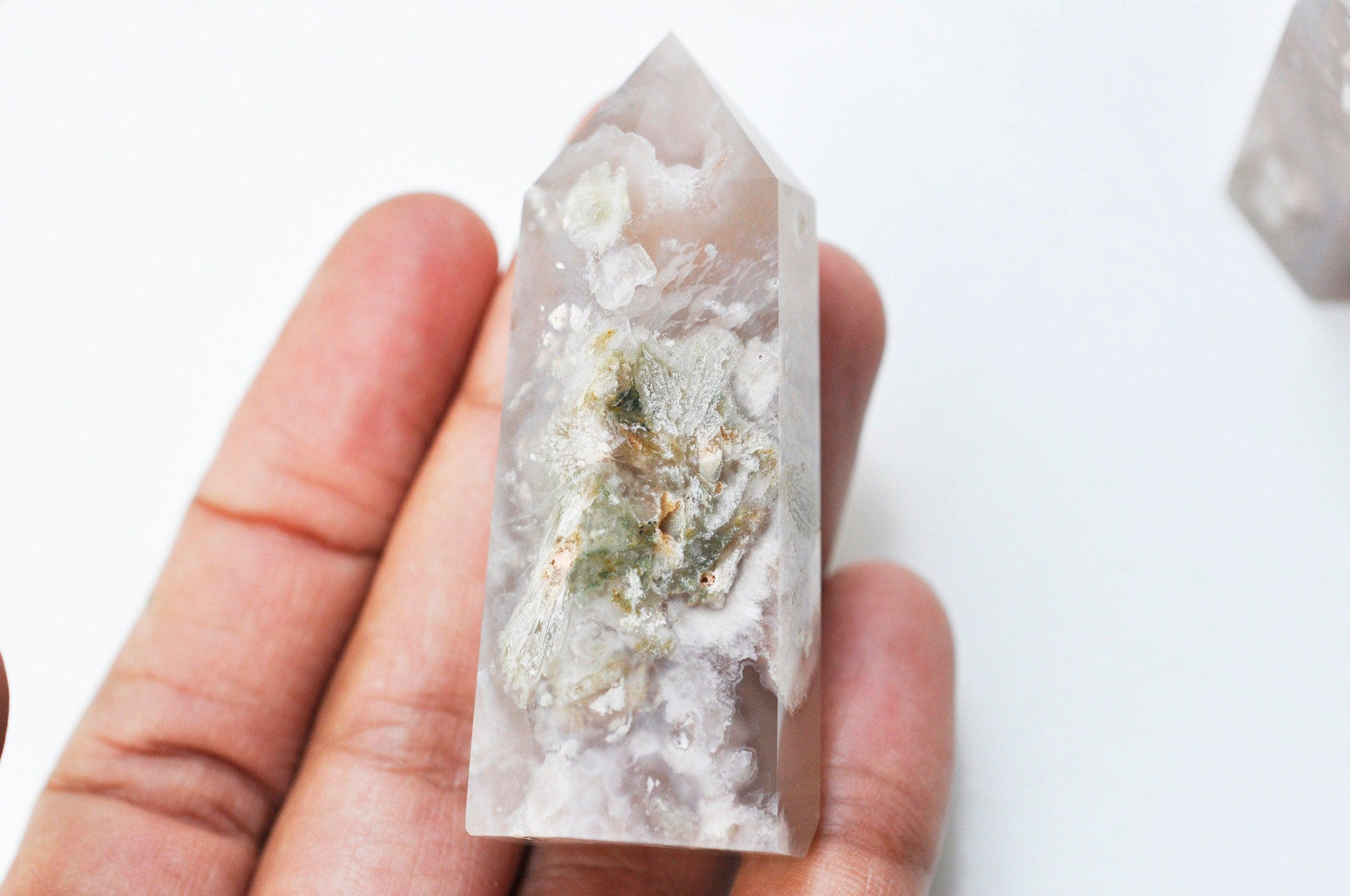 EP Pointe agate fleur naturelle roulée, agate fleur naturelle, pierre semi-precieuse, séance lithothérapie, la pièce G4866