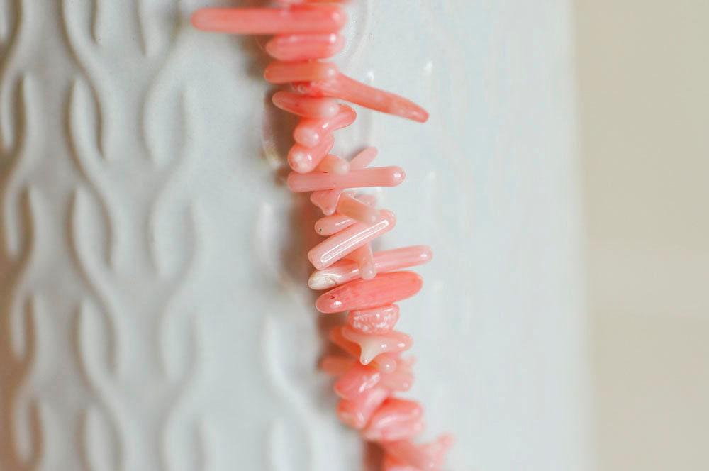 EP-perles en corail rose,perles corail, fabrication bijoux,corail naturel,perle coquillage,coquillage rose,fil 38cm,G3089