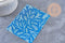 Feuille de transfert polymère – Motif Hiver Fond bleu 14x10 cm, x1 (G11011)