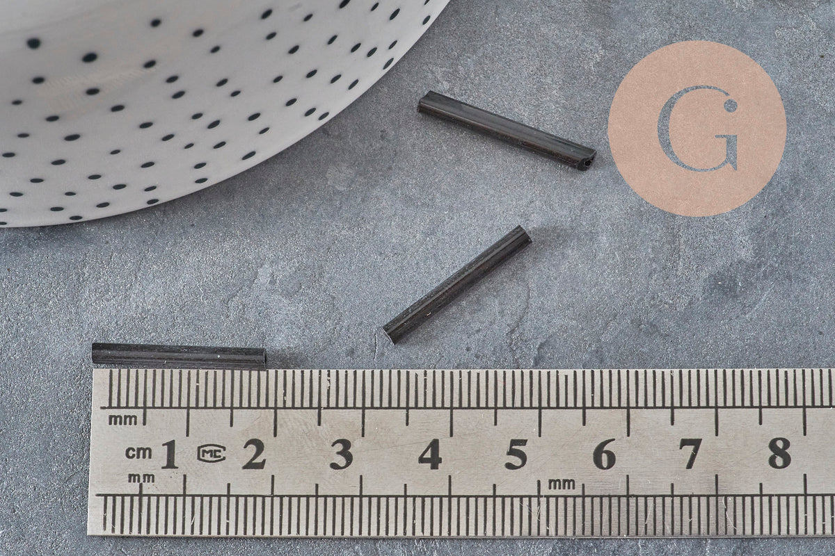 Cuentas de semillas tubulares negras grandes de 20 x 2,5 mm y 10 g (G3155)