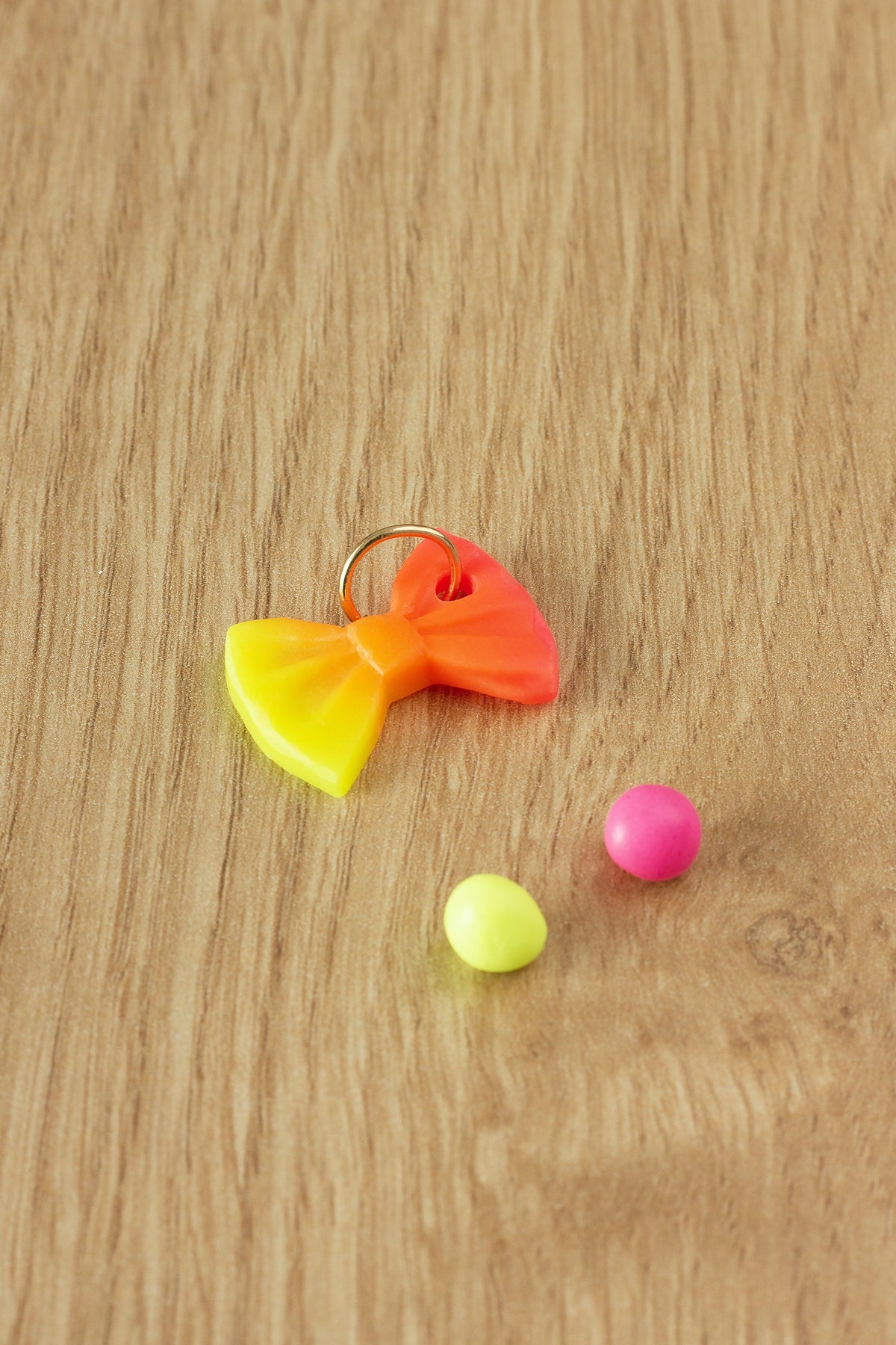 Pâte polymère Cernit NEON - Orange fluorescent x56g (G10444)