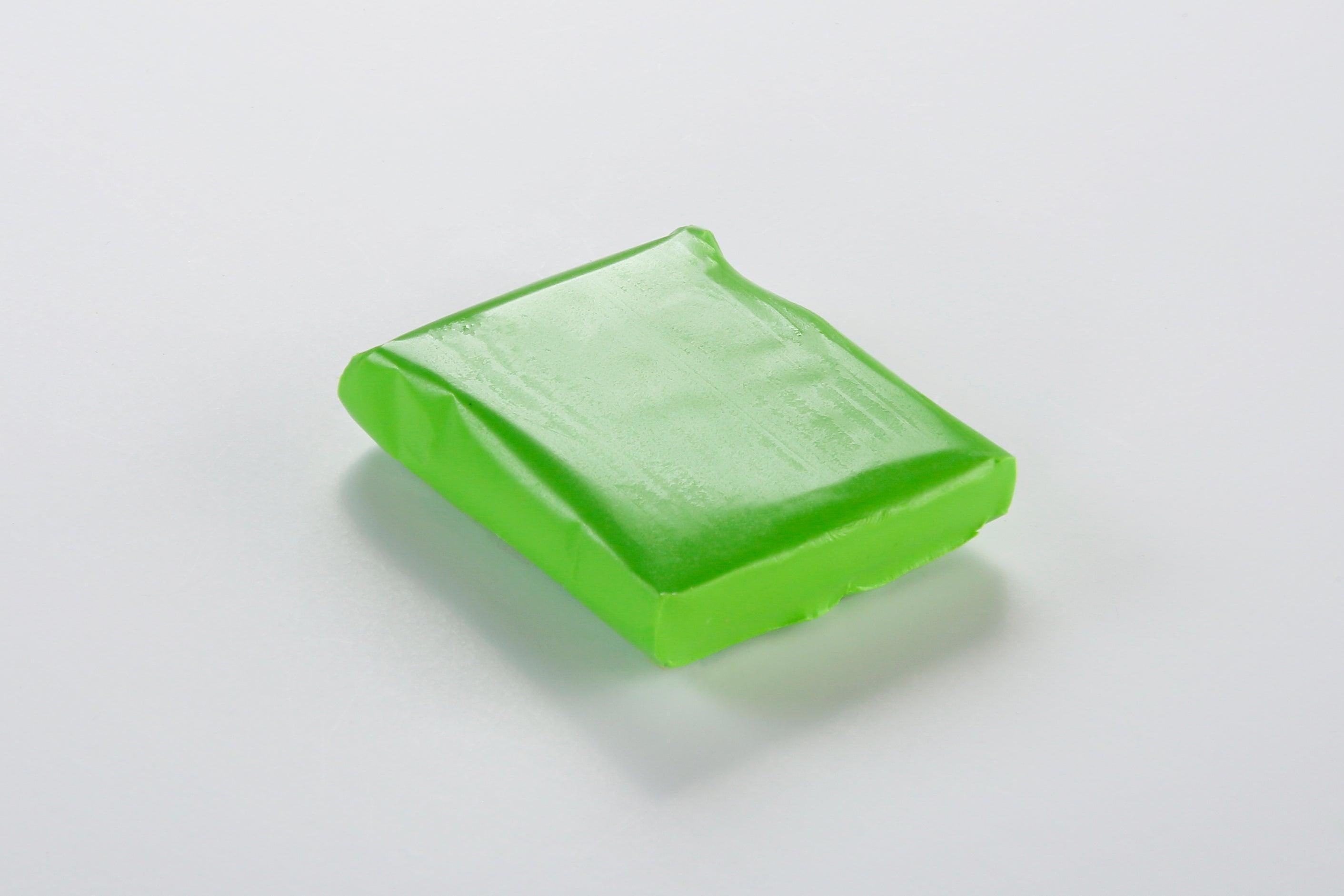 Pâte polymère Cernit Number one opaque - Vert Clair x56g (G10431)