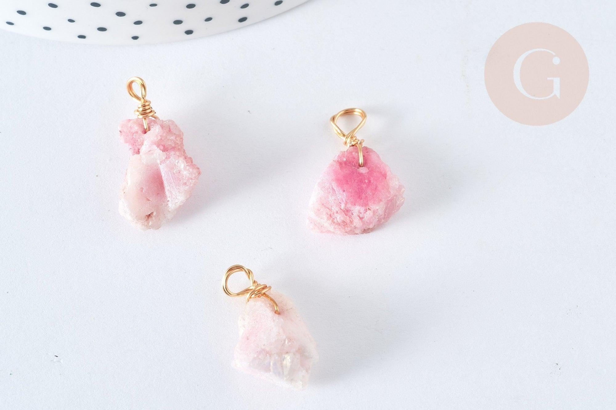 Pendentif Agate teintée naturelle nugget brute rose fer doré 13~32mm, pierre naturelle,x1 (G7584)