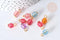 Pendentif Rond Acrylique couleur mixte fer doré 13~13,5mm, perle acrylique, X10 (G7882)