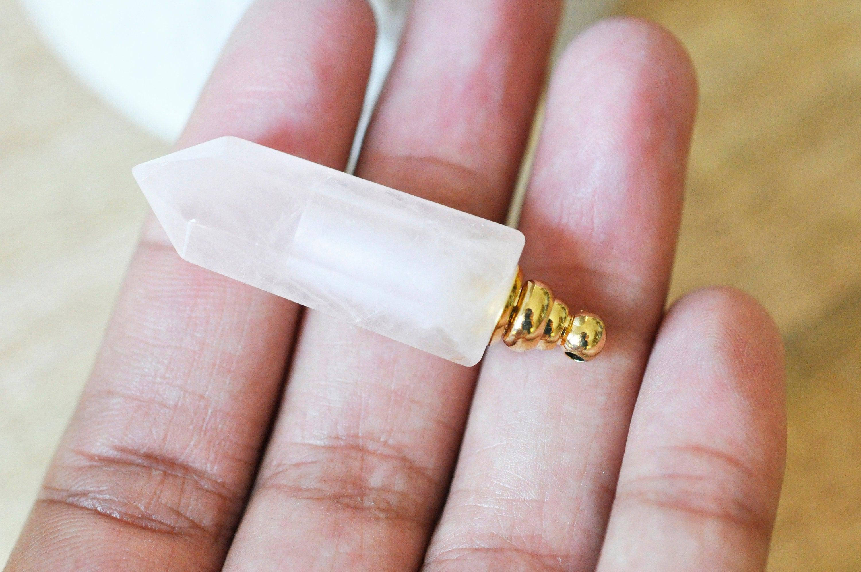 Pendentif bouteille parfum quartz rose naturel pointe 46.5mm, x1 (G4511)
