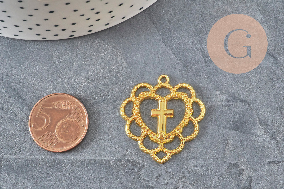 Golden zamak serrated heart cross pendant 31mm, x1 (G11356)