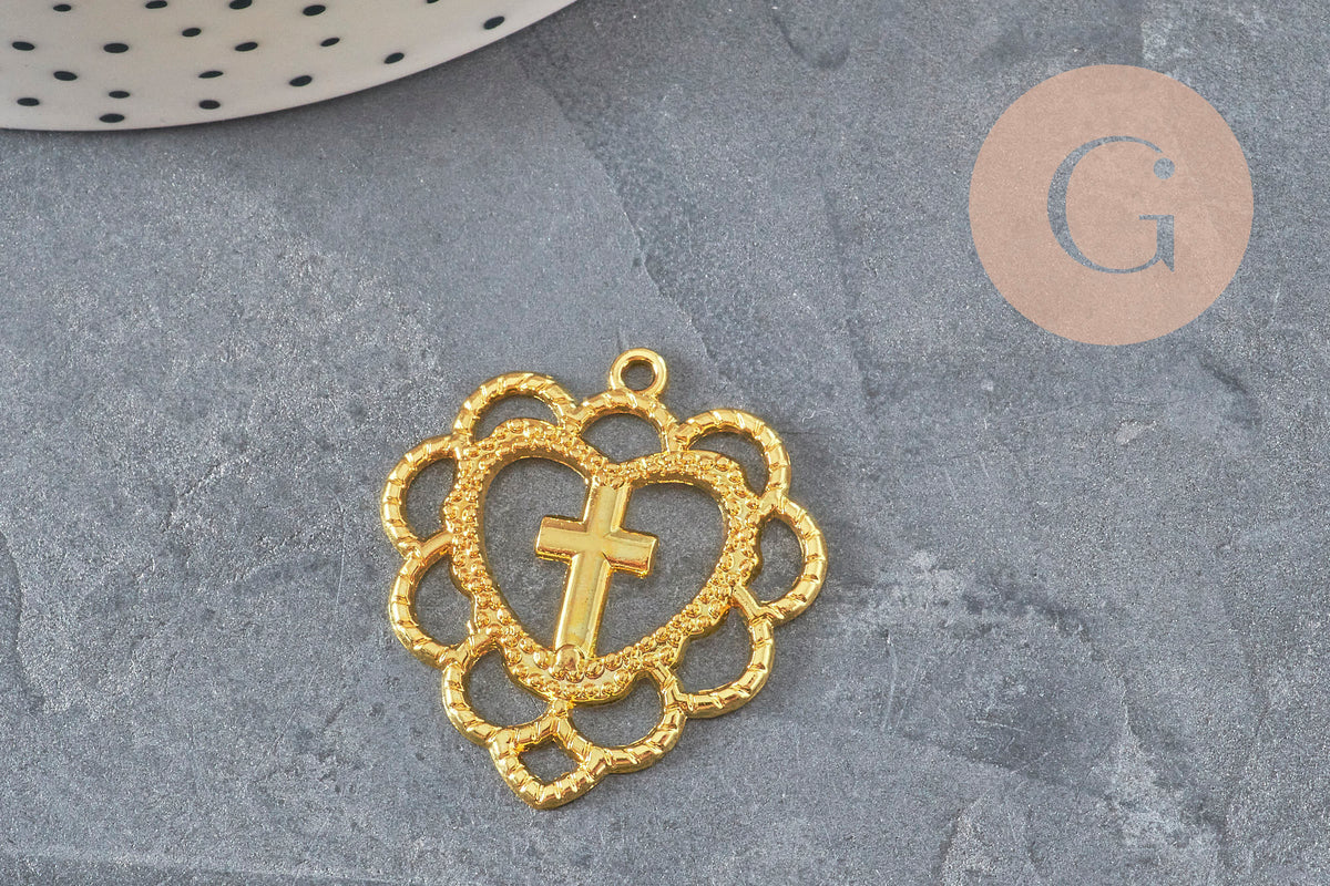 Golden zamak serrated heart cross pendant 31mm, x1 (G11356)