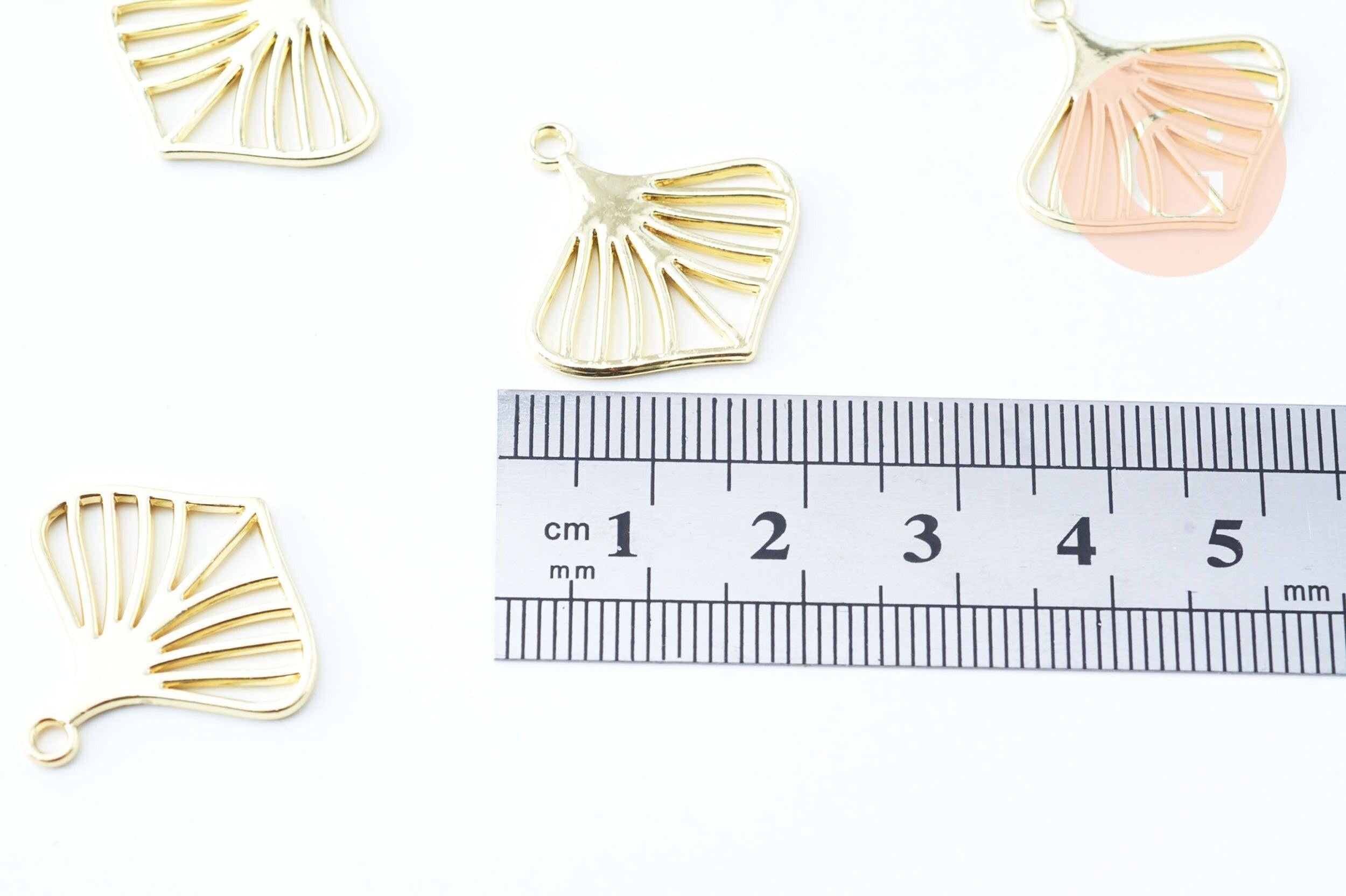 Pendentif feuille zamac doré 23mm,sans nickel,création bijoux nature x1 G6082