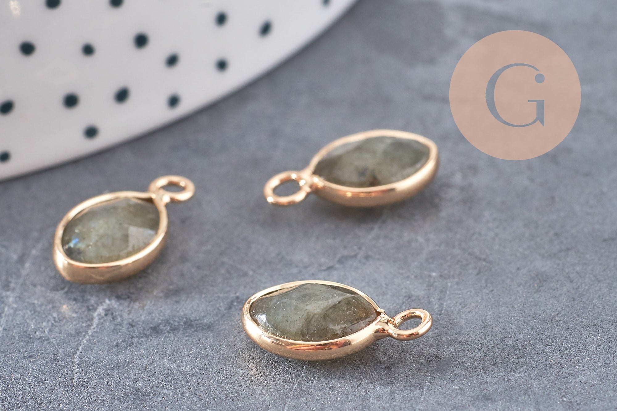 Pendentif goutte labradorite facettes,pendentif pierre,bijou pierre,labradorite naturel,17mm, x1 G3060