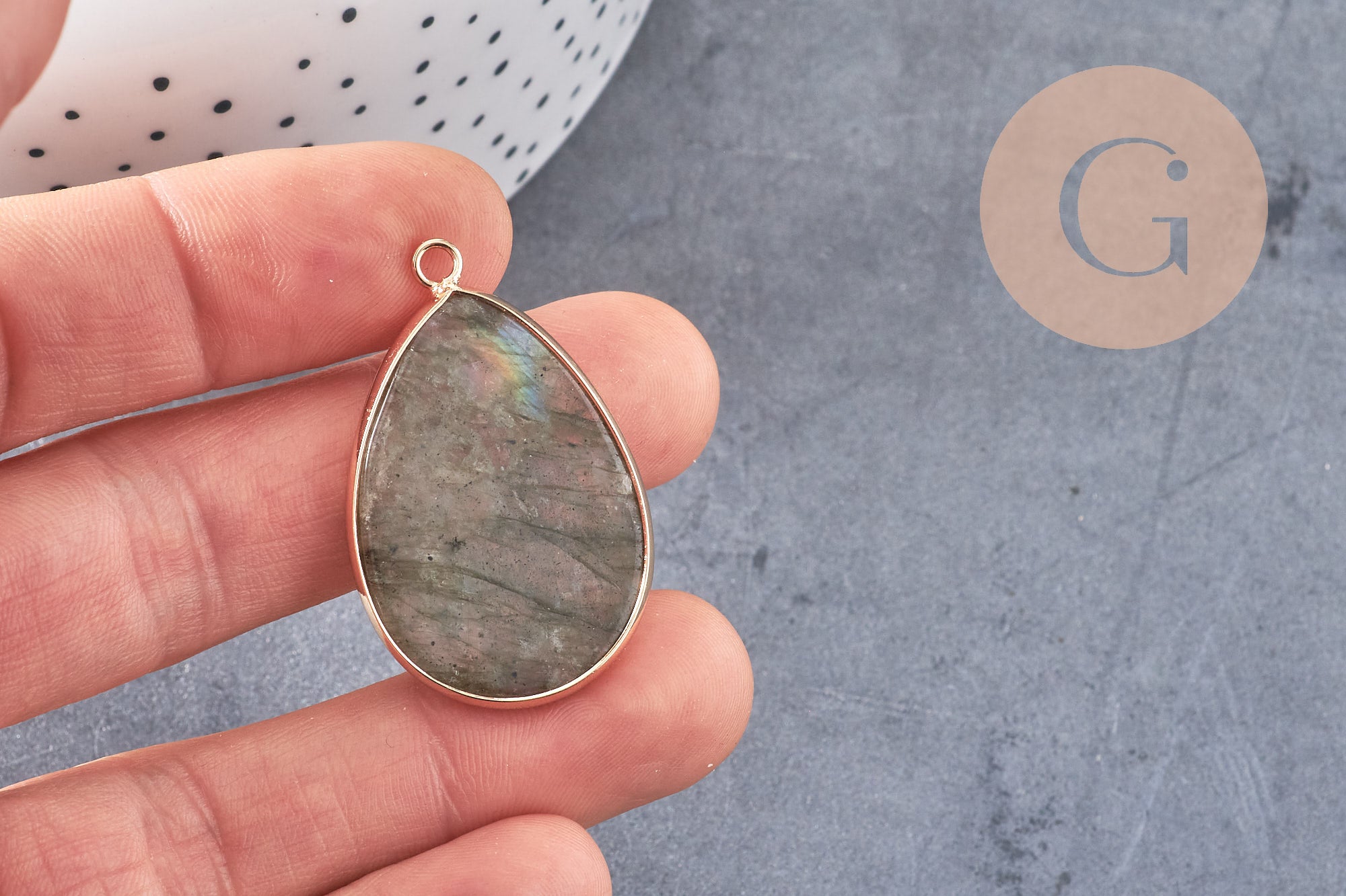 Pendentif goutte labradorite naturelle laiton doré 39mm, x1 (G2731)