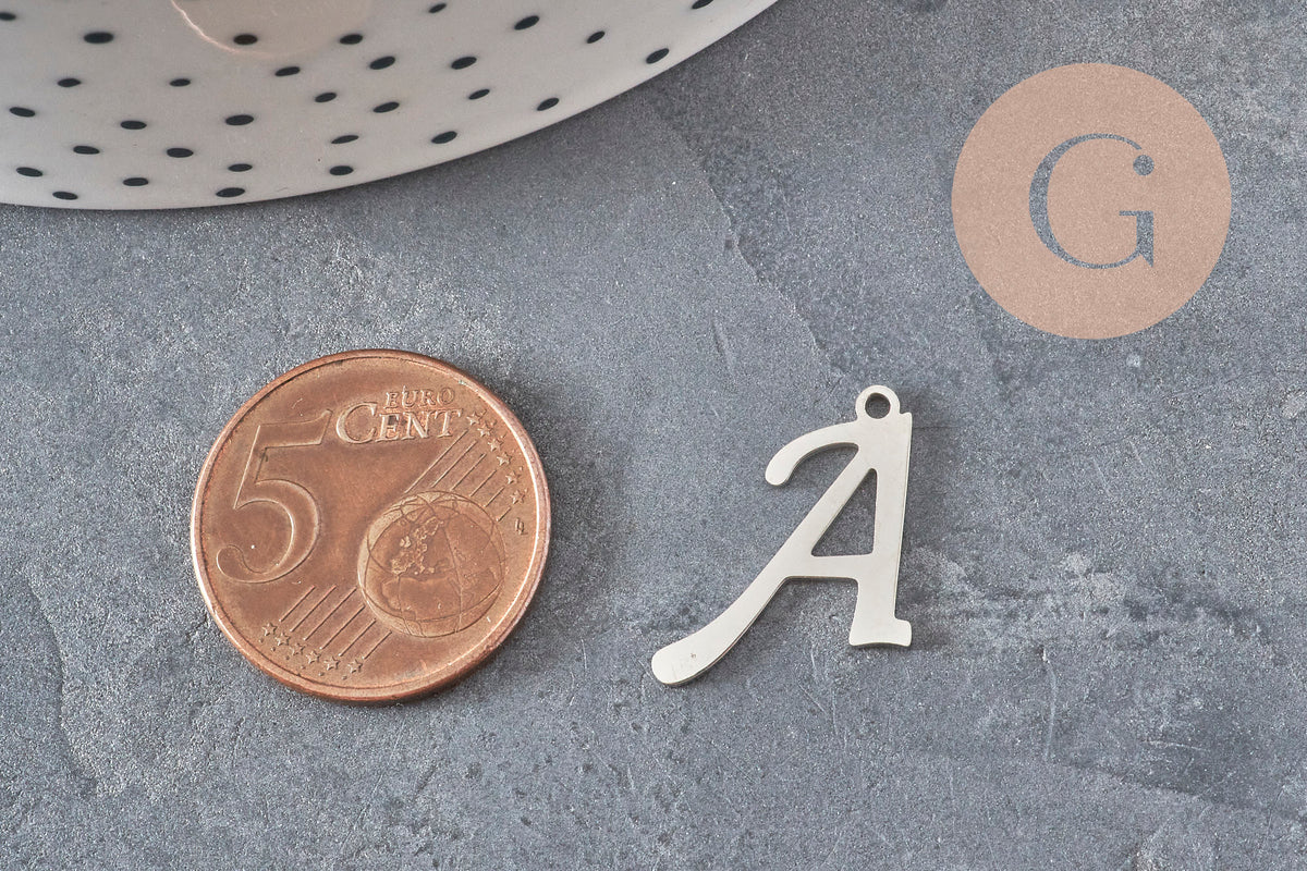 Pendentif lettre initiale acier inoxydable platine 20.5mm, x1 (G11374)-Breloques et pendentifs-Gingerlily Perles