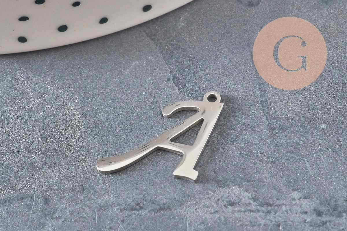Pendentif lettre initiale acier inoxydable platine 20.5mm, x1 (G11374)-Breloques et pendentifs-Gingerlily Perles
