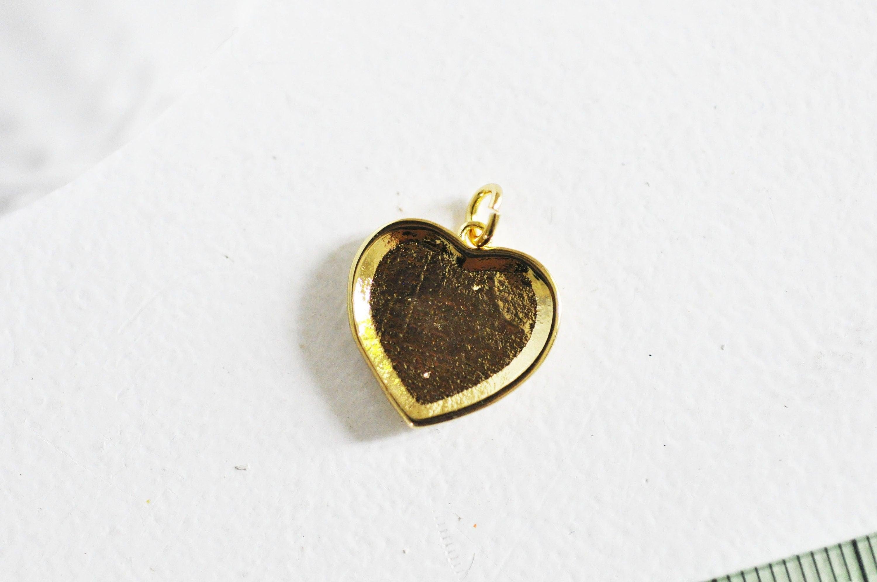 Pendentif médaille coeur oeil émail vert laiton doré 18K et cristal zircon 15mm,pendentif laiton amour , x1 G3355