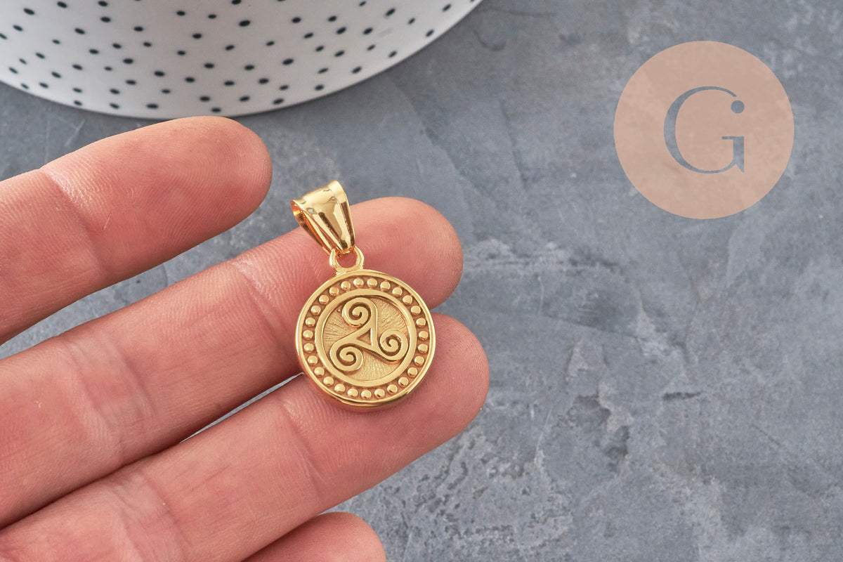 Pendentif médaille triskel acier 304 inoxydable doré IP 22.5mm, x1 (G11359)-Breloques et pendentifs-Gingerlily Perles