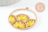 Pendentif rond zamac doré tissé rocaille jaune dentelle 37.5mm, x2 (G4135)