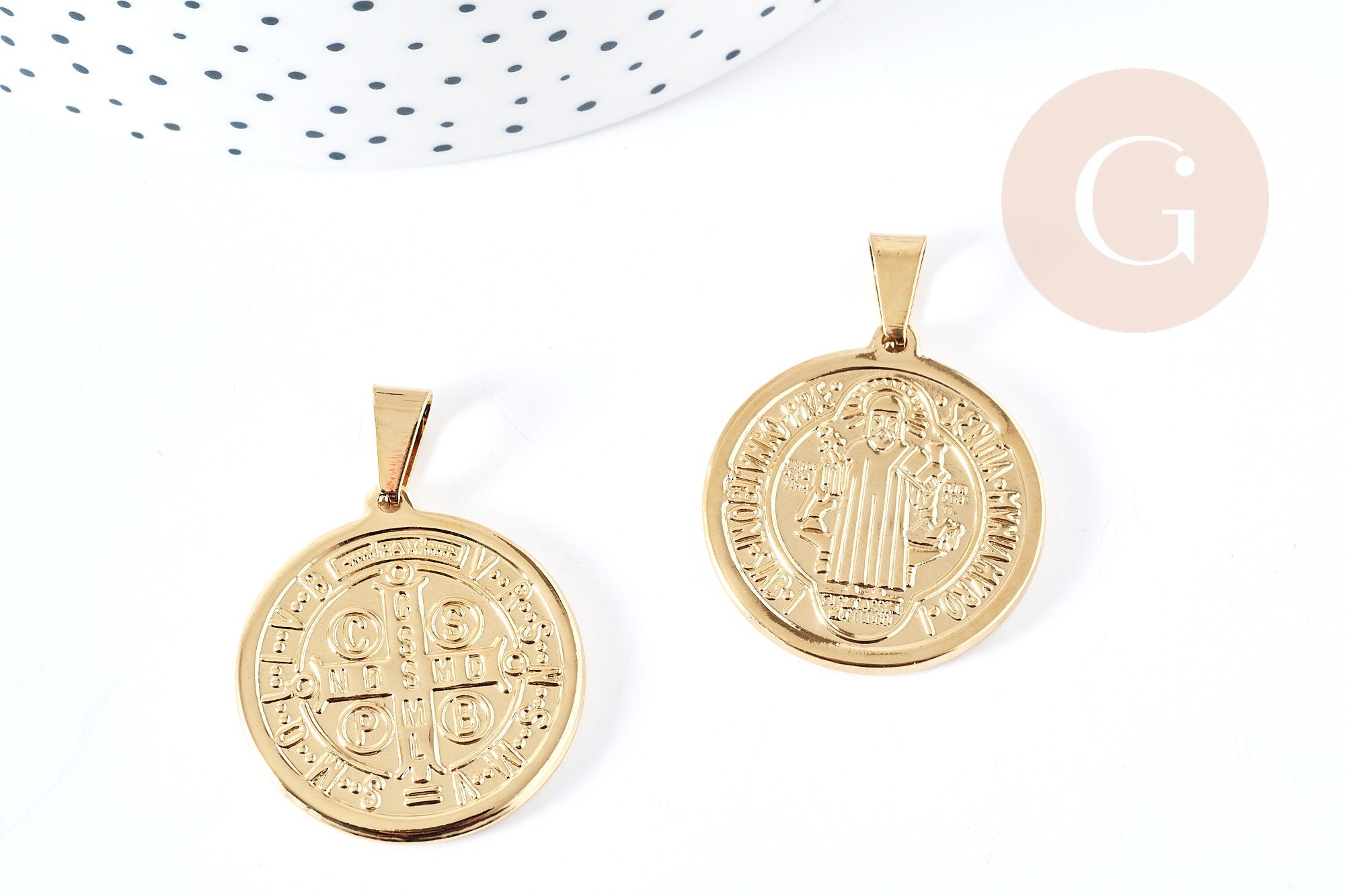 Pendentif saint Benoit acier 304 inoxydable doré 31mm, x1 (G8740)