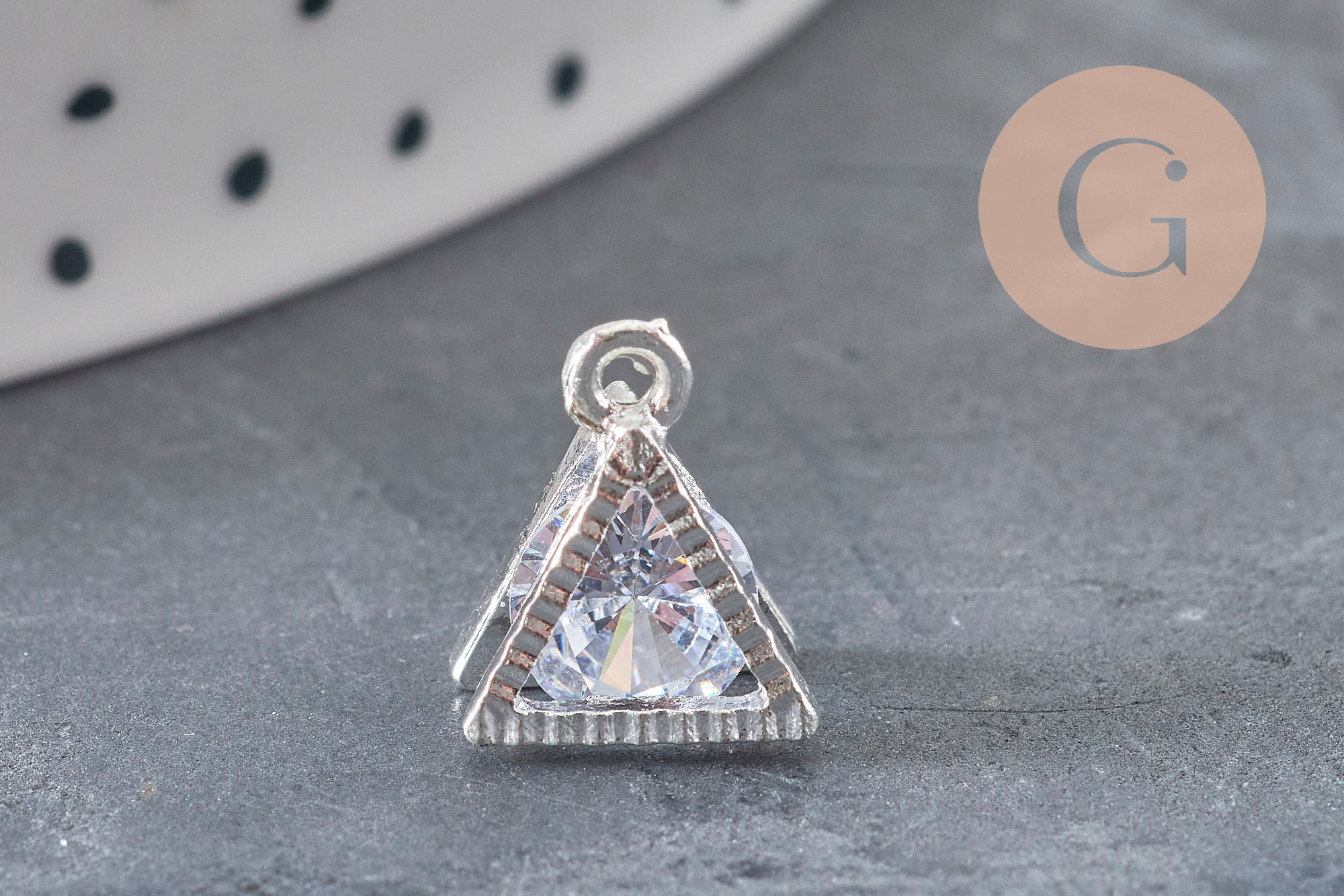 Silver zamac zircon crystal triangle pendant 11mm, x4 (G0290)