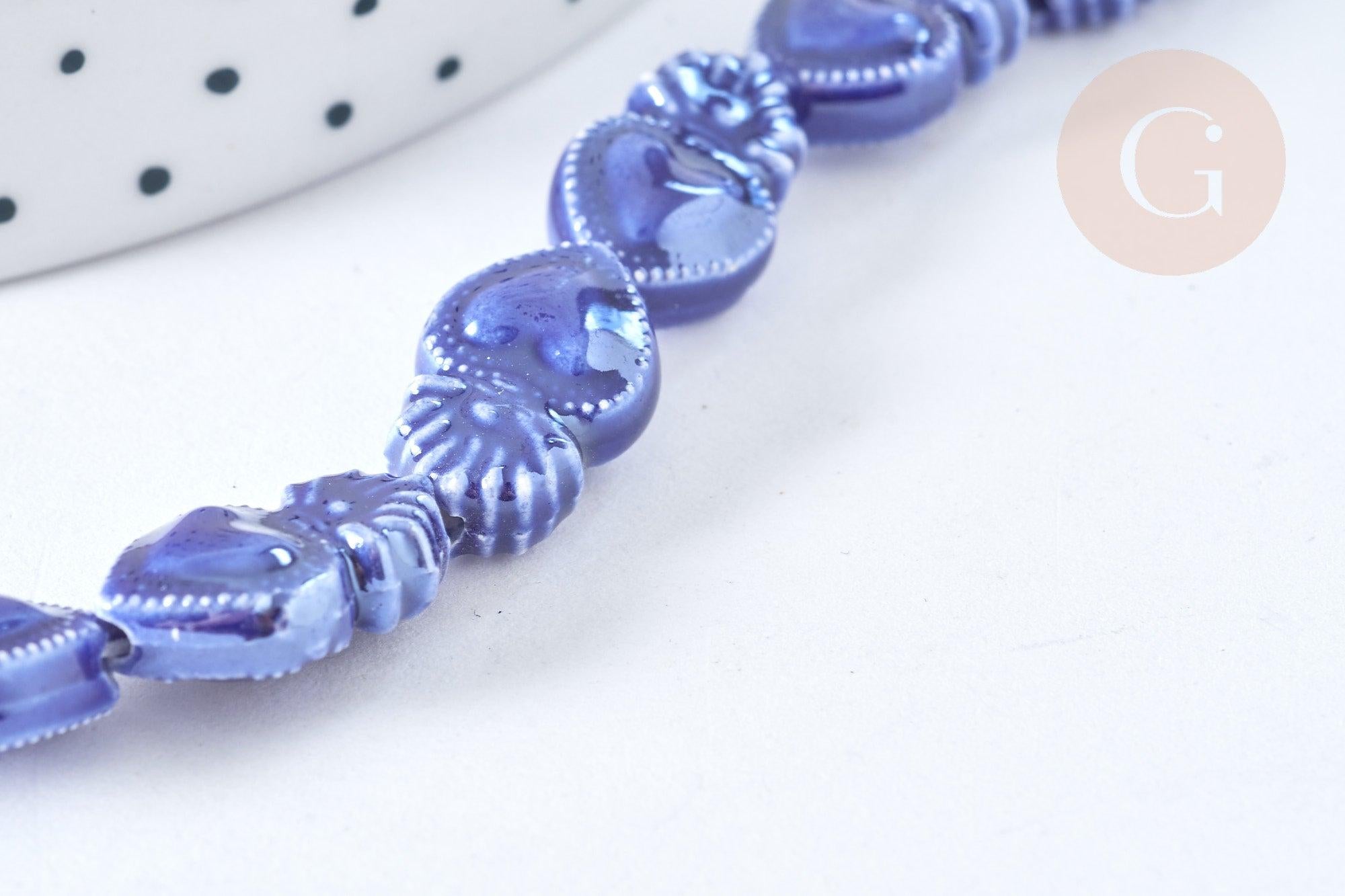 Perle Porcelaine Cœur bleu foncé irisé 15.7mm, x1 fil de 36cm (G7444)
