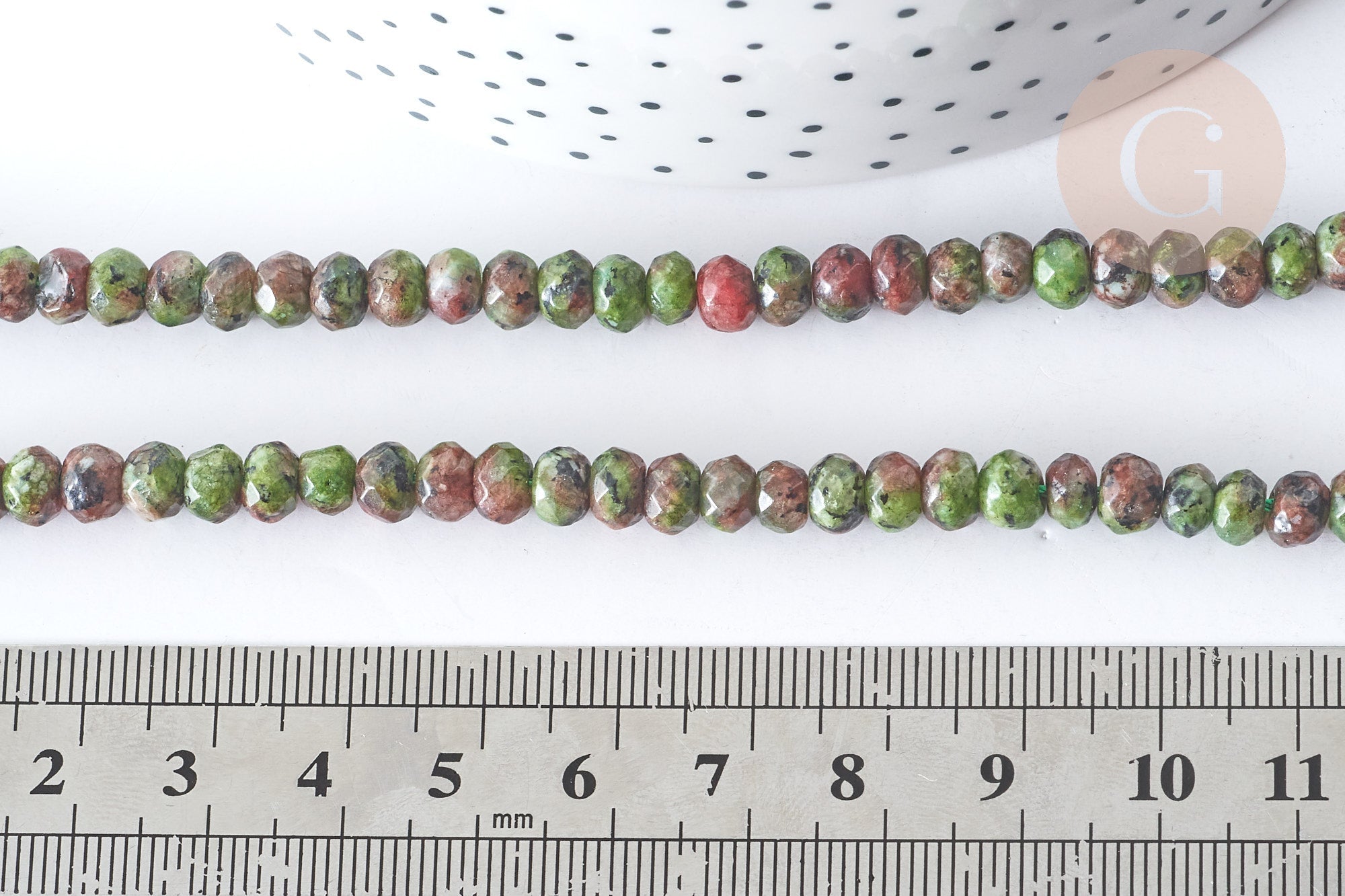 Perle Rondelle Jaspe de sésame teintée facettée vert rouge 6x4mm, le fil de 37.5cm (G7869)