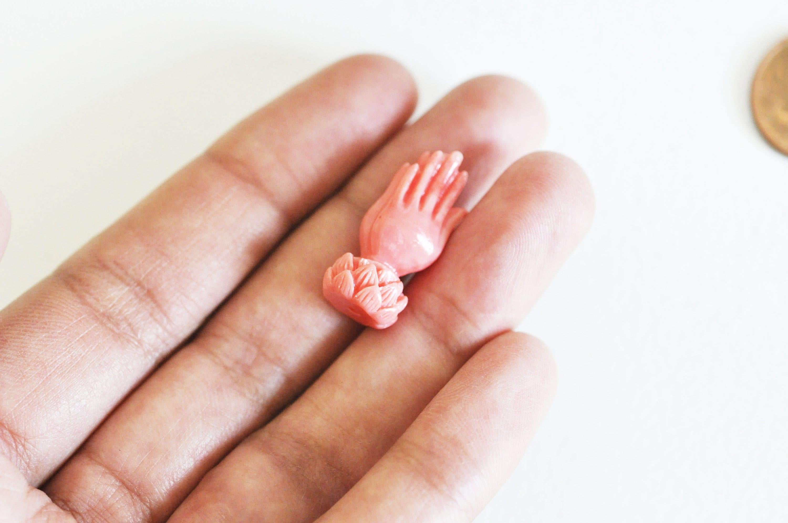 Perle main résine rose imitation corail 26.5mm, x2 (G3854)