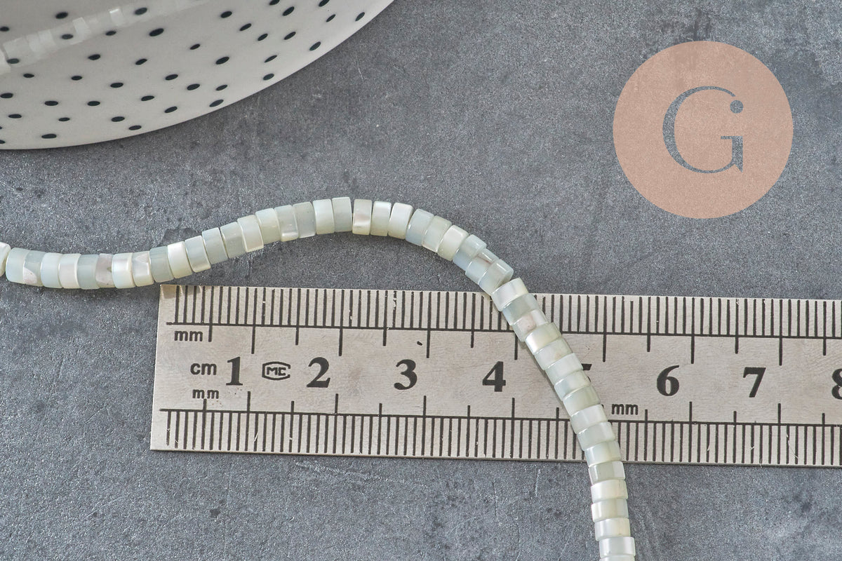 EP-perle nacre naturelle heishi gris pastel,tube coquillage coloré,perle coquillage, 2x4mm, le fil de 185 perles G4769-Perles-Gingerlily Perles