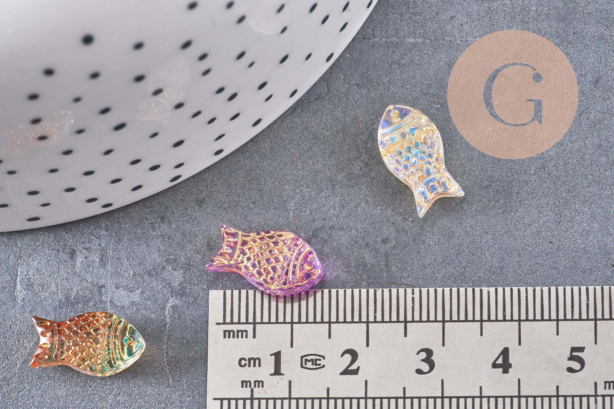 Perle poisson verre multicolore 15.5mm, x10 (G10822)