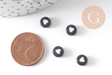 Perle ronde coeur blanc plastique noir,perle plastique,perle ronde lettre,x 10 grammes, (G2189)