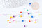 Perle toupie acrylique transparent multicolore 4mm, création bijoux plastique coloré, x 10gr (G8460)